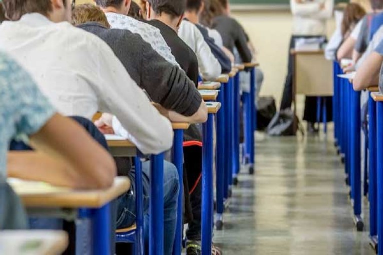 نحو 135 ألف مترشح يستعدون لاجتياز امتحان الباكالوريا