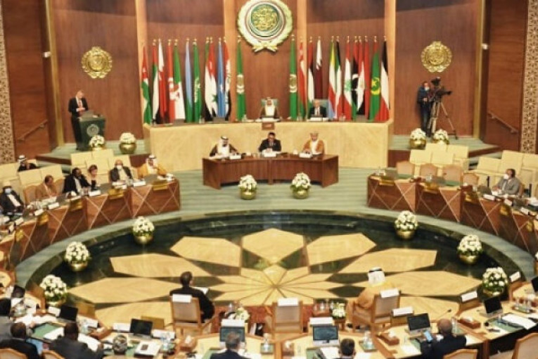 البرلمان العربي يحذر من خطورة رفع الأعلام الإسرائيلية على «الأقصى»