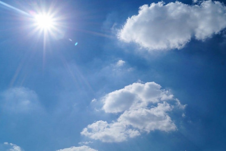 طقس الليلة: صحو مرتقب والحرارة تصل إلى 33 درجة