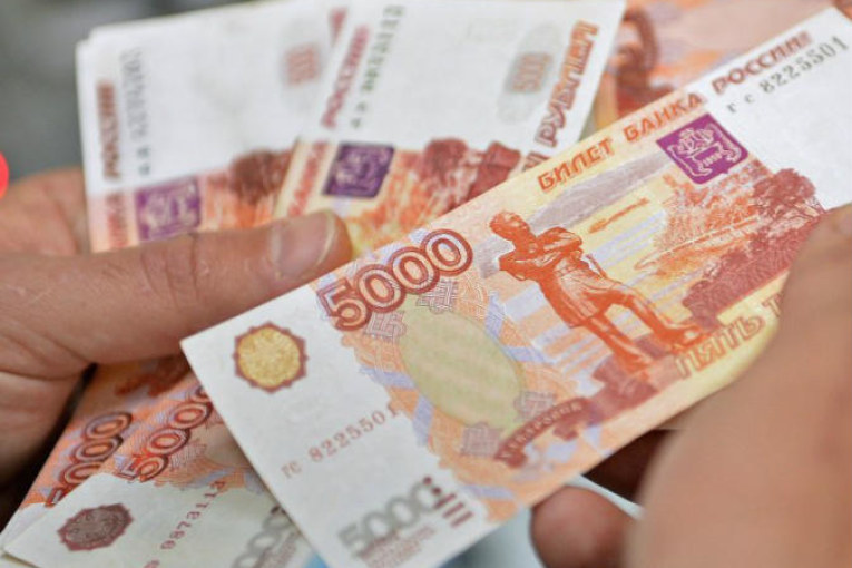 منطقة خيرسون الأوكرانية تعلن الروبل الروسي عملة رسمية