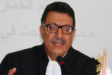 عمداء سابقون لهيئة المحامين يطالبون بودربالة بالإنسحاب من اللجنة