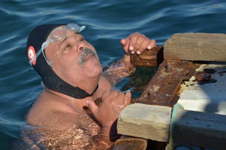 وزارة الشباب والرياضة: ”سيتم التثبت والتدقيق في تفاصيل ومعطيات رهان السباحة الحرة لنجيب بلهادي”