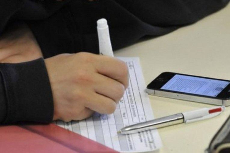 منوبة: تسجيل 3 محاولات غش في اليوم الأول من امتحان الباكالوريا