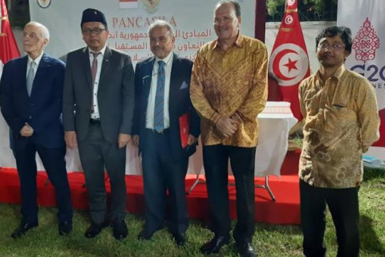 غرة جوان تاريخ يجمع زعيمين.. بورقيبة وسوكارنو