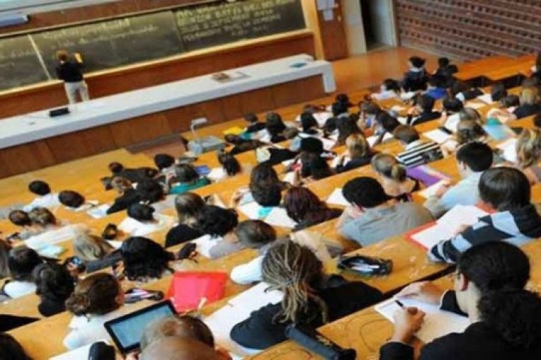 استئناف إجراء اختبارات دورة التدارك في المؤسسات الجامعية