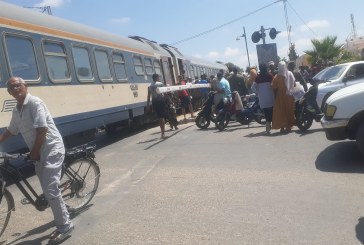 إصابة شابّ صدمه القطار بالمحرس