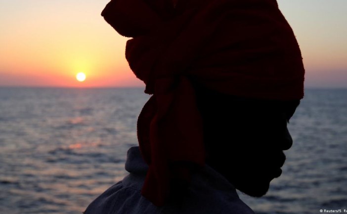 تقرير يكشف تعرض مهاجرات للاغتصاب في ليبيا لقاء طعام وماء