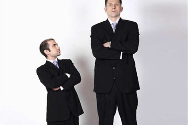 دراسة: ”طول القامة يزيد فرص الإصابة بأمراض خطيرة”