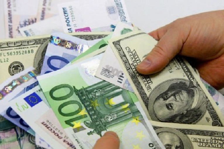 تبييض أموال وتهرب ضريبي ورهان رياضي: حجز أكثر من 4،5 مليون دينار