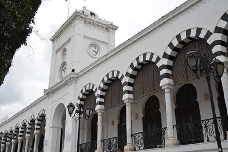 تونس تكشف عن قائمة تضم 90 بلدا تتعاون معها في مجال التبادل الآلي للتصريح