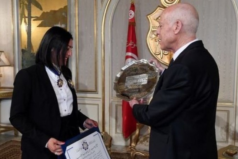 أخبار المشاهير أنس جابر توضح : نعم ”متاعي” للشباب وللنجاح ولا علاقة لي بالسياسة