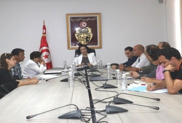 وزيرة الأسرة تؤكد في لقائها مع رئيسة غرفة رياض الأطفال الحرص على توفير التكوين اللازم للاطارات المباشرة للاطفال