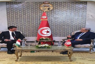 بمناسبة انتهاء مهامه: السفير المجري يؤدي زيارة توديع للجرندي