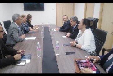 وزير الإقتصاد يلتقي بالمتصرف الممثل لتونس بمجلس إدارة البنك الدولي