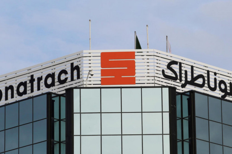 الجزائر تقرر رفع حجم امدادات الغاز الى ايطاليا