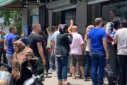 لبنان.. طوابير طويلة واشتباكات واقتحامات من أجل الحصول على الخبز