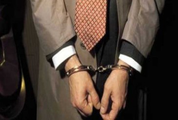 سيدي بوزيد: الإحتفاظ بموظف بلدي قام بالتعريف بإمضاء شخص أثناء تواجده خارج البلاد