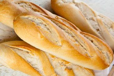 900 ألف خبزة تُلقى يوميا في تونس.. ووزارة التجارة تُوجّه نداء