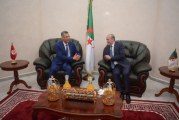 وزير الداخلية : ’’الدولة التونسية حريصة على توفير كل الظروف الملائمة لضمان أمن وراحة الجزائريين’’