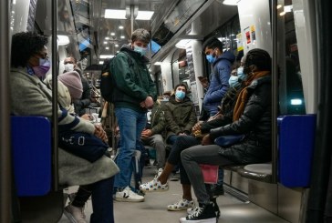 فرنسا: دعوات حكومية للعودة إلى إرتداء الكمامة