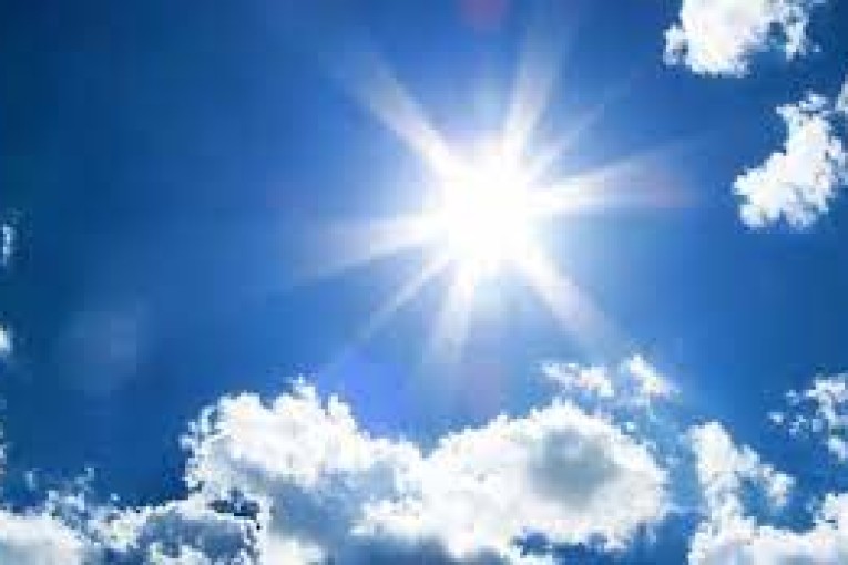 طقس اليوم: إستقرار درجات الحرارة وظهور خلايا رعدية بعد الظهر