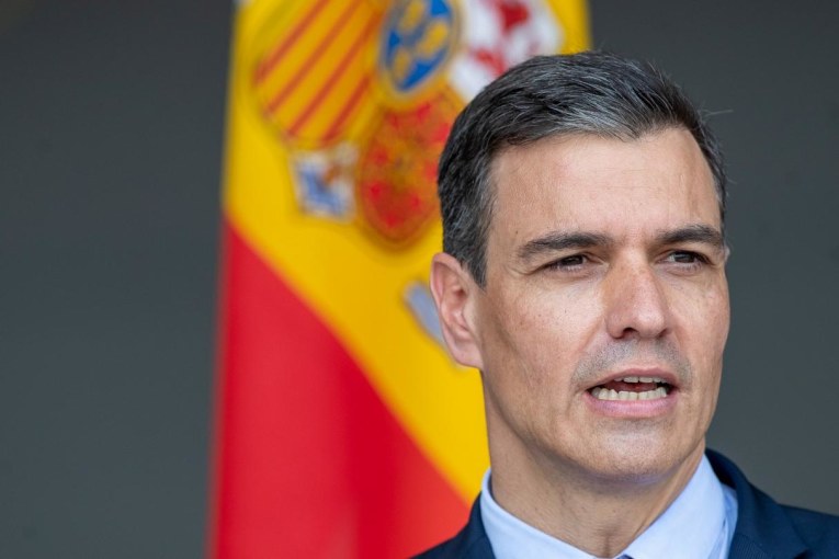 رئيس الوزراء الإسباني: أكثر من 500 وفاة جرّاء موجة الحر