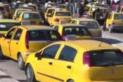 أصحاب الاتحاد التونسي التاكسي الفردي بقبلي يحتجون