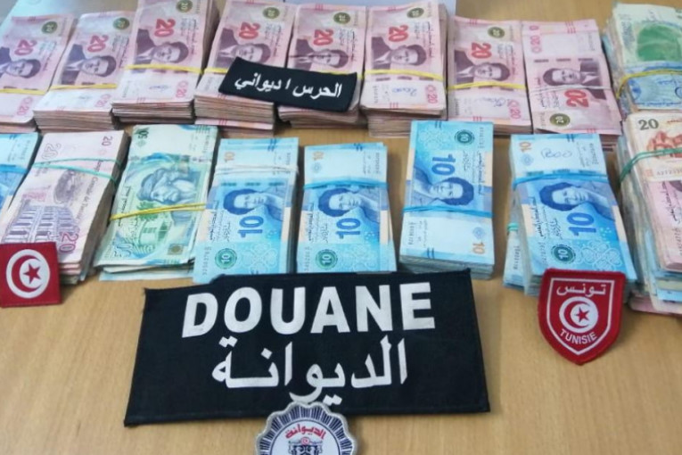 الحرس الديواني يحبط محاولة تهريب 136 ألف دينار