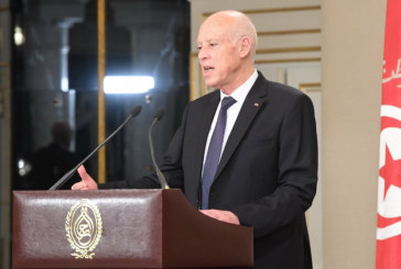 رئيس الدولة في يوم العلم: ‘متمسّكون بلغة الضاد دون عقد..’