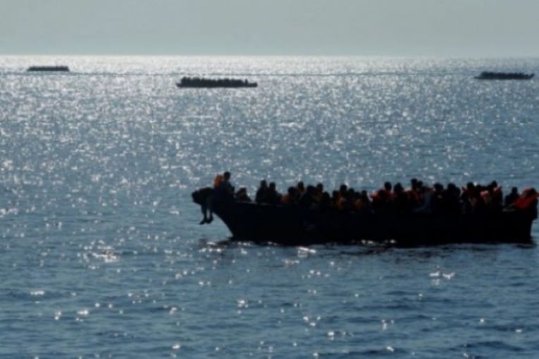 بينهم نساء وأطفال: 15 شخصا من عائلة واحدة يحاولون ”الحرقة”