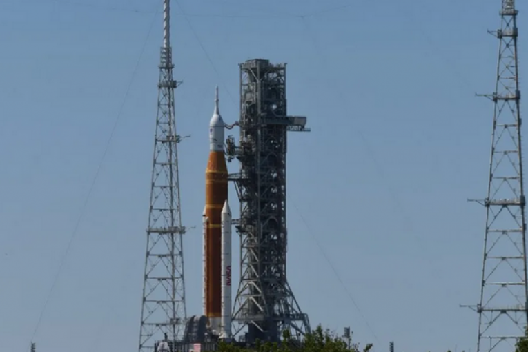 اليوم: ‘ناسا’ تطلق أول رحلة للقمر منذ 53 عاما