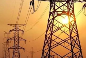 القيروان: إنقطاع مفاجئ للتيار الكهربائي بعدد من الأحياء تزامن مع ضعف تدفق مياه الشرب