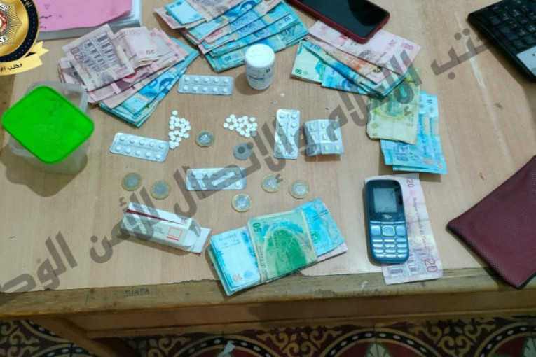 الكرم الغربي: القبض على نفرين بحوزتهما 88 قرصا مخدّرا