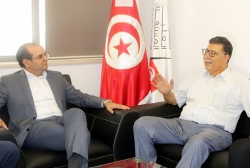 خلال لقاءه بوعسكر: ‘عميد المحامين يُثني على نجاح هيئة الإنتخابات في تنظيم الإستفتاء’