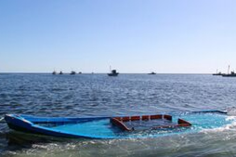 كانوا على متن مركب معطّب: إنقاذ 64 مجتازا في المهدية