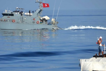 المنستير: انقاذ 22 مهاجرا غير شرعي تعطل مركبهم بجزيرة قوريا