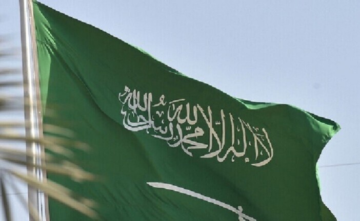 السعودية : غرامة على من يرفع صوته في الأماكن العامة