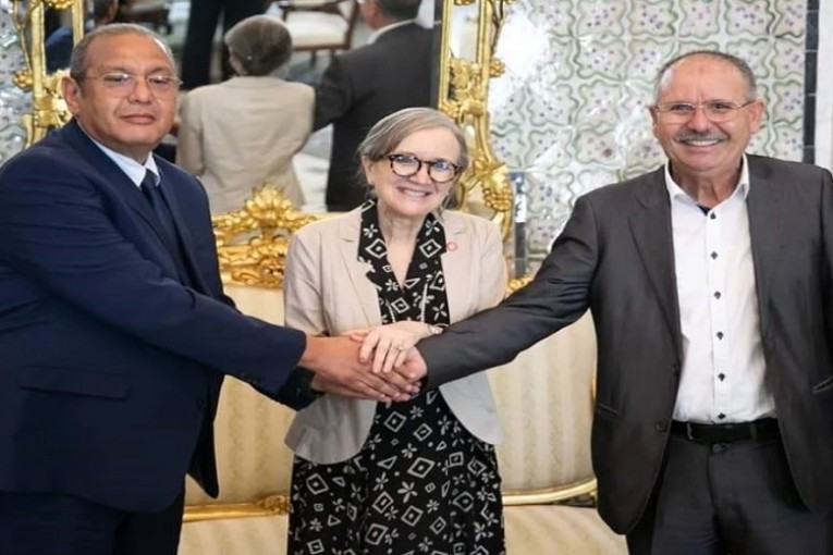 بودن والطبوبي وماجول يتفقون على اطلاق جلسات حوار بداية من 15 أوت الجاري