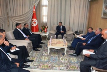 وزير الداخلية يلتقي القائم بالأعمال بالسفارة الليبية بتونس