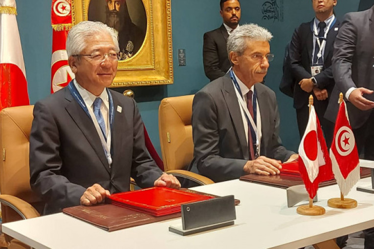 توقيع مذكرة تفاهم بين وزارة الإقتصاد ومجموعة ‘تويوتا’ العالمية