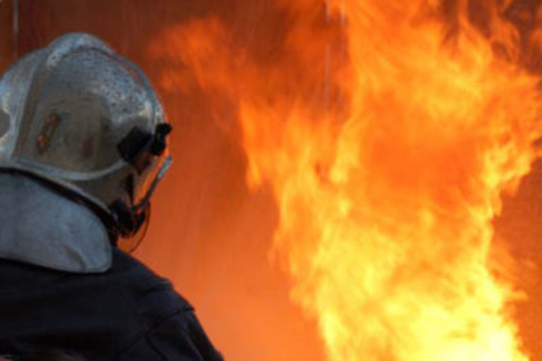 طبرقة: اندلاع النيران مُجدّدا بجبل “البياضة”