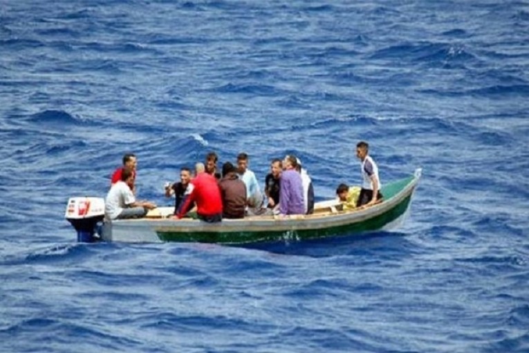 خلال ليلة واحدة: إحباط 12 عملية ‘حرقة’ وإنقاذ 184 مجتازا