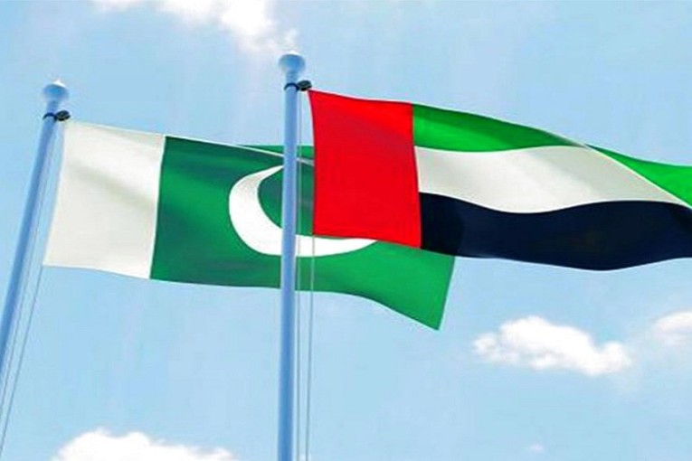 الإمارات تنوي استثمار مليار دولار في الشركات الباكستانية