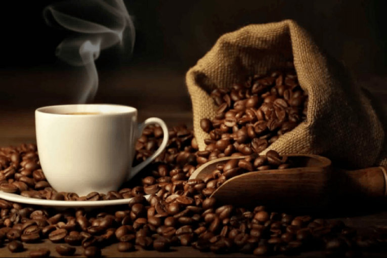 نقص القهوة في الأسواق: أصحاب المقاهي يردّون على ديوان التجارة