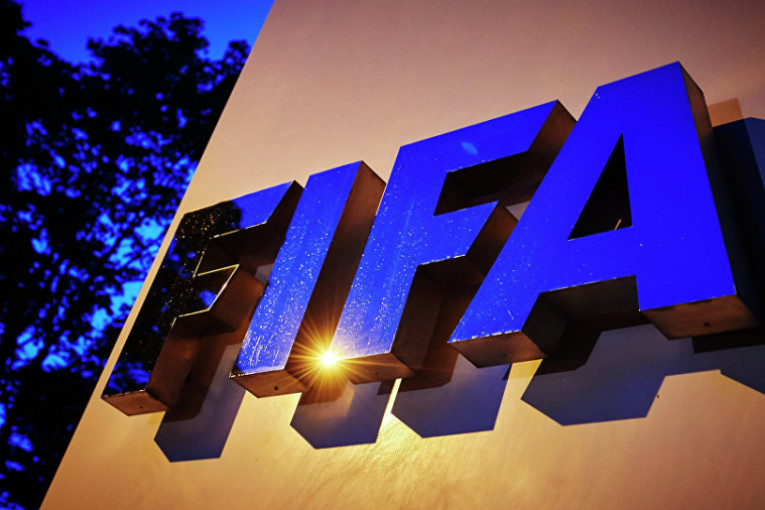 فيفا: 5 مليارات دولار اُنفقت على الانتقالات الدولية للاعبين محترفين