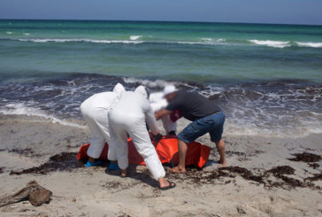 المهدية: انتشال 5 جثث إضافية بعد غرق مركب يقل 35 مهاجرا غير نظامي