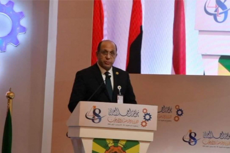 الزاهي يشدّد على الاستفادة من الرقمنة لدفع التنمية وخلق مواطن الشغل