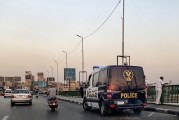 مصر: شاب يحاول قتل فتاة ذبحا في الشارع بسبب رفضها معاكسة صديقه لها