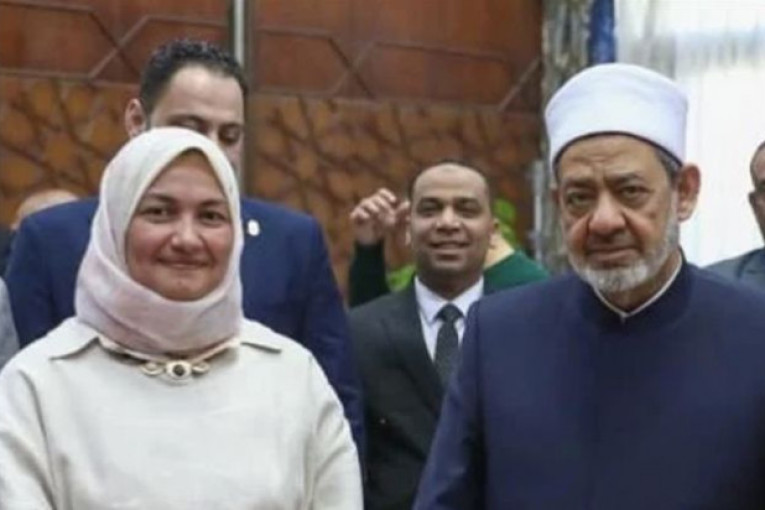 سيدة مستشارة لشيخ الأزهر لأول مرة في تاريخ مصر