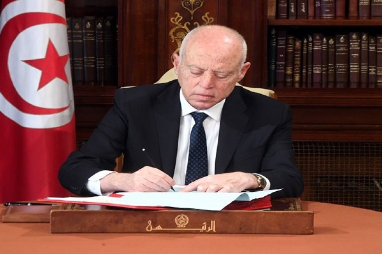 بمناسبة العودة الجامعية والمدرسية: رئيس الجمهورية يصدر عفوا خاصا